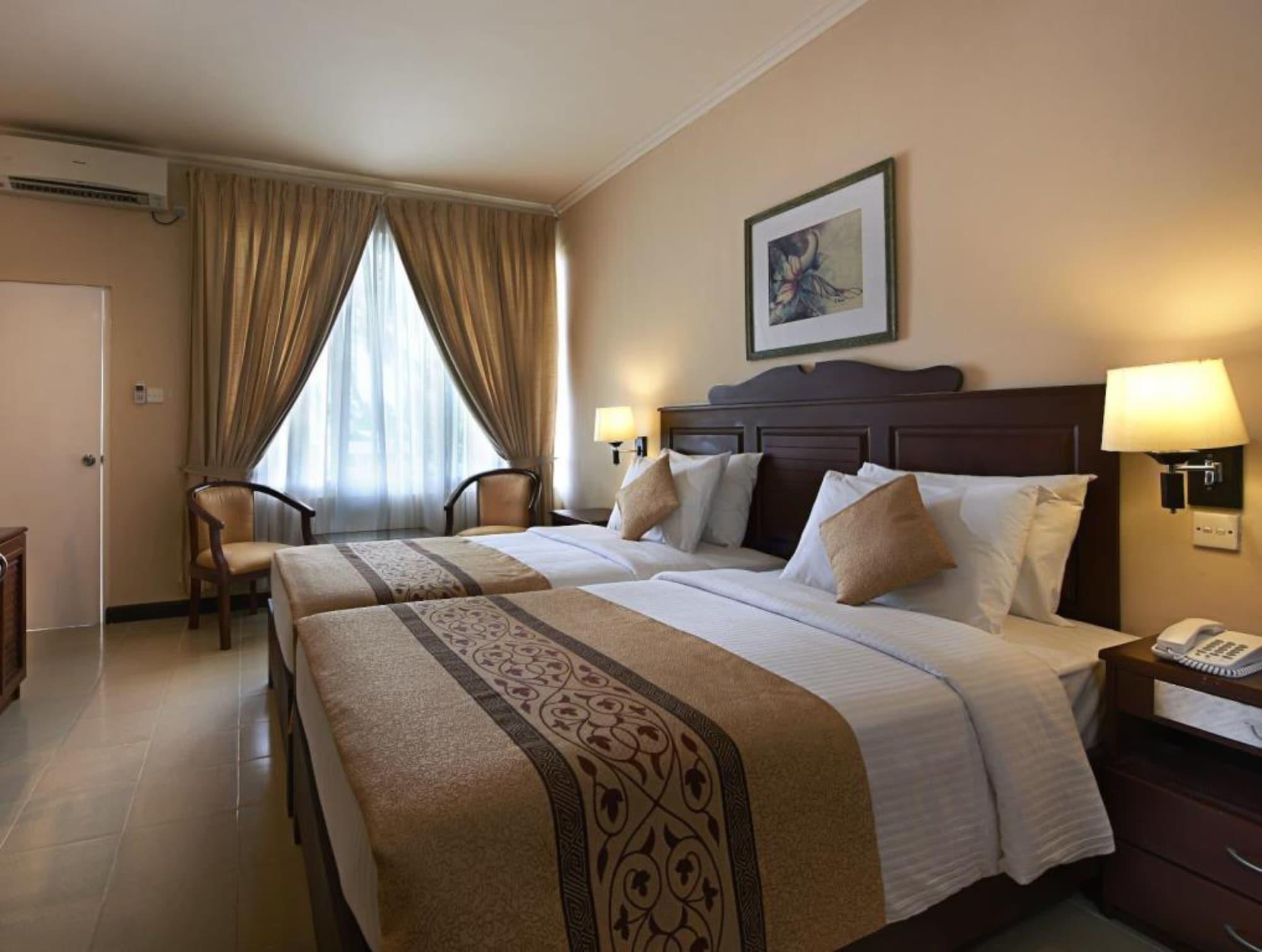 Berjaya Hotel Colombo Dehiwala-Mount Lavinia Dış mekan fotoğraf