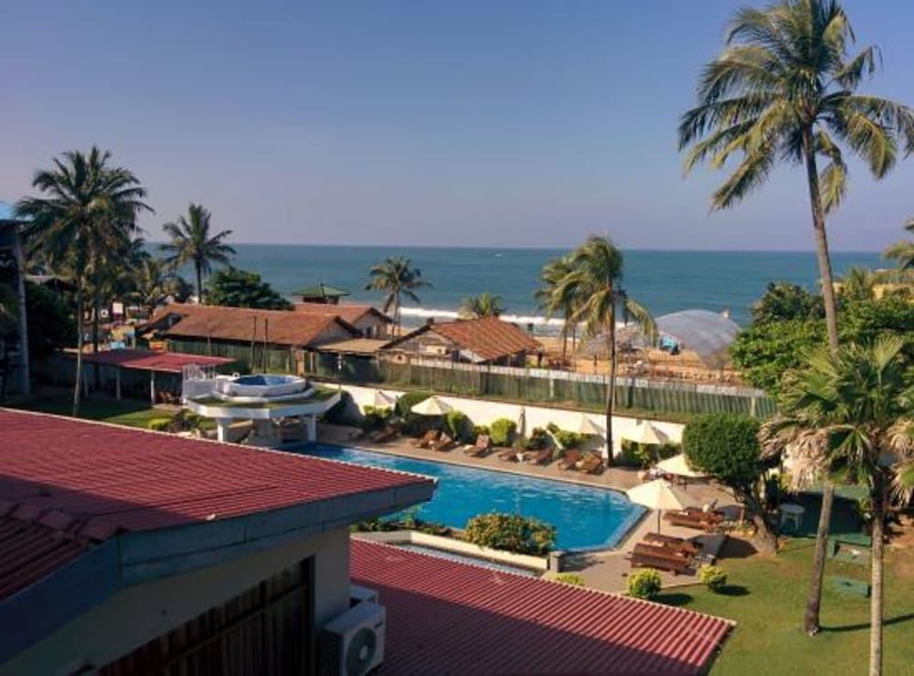 Berjaya Hotel Colombo Dehiwala-Mount Lavinia Dış mekan fotoğraf