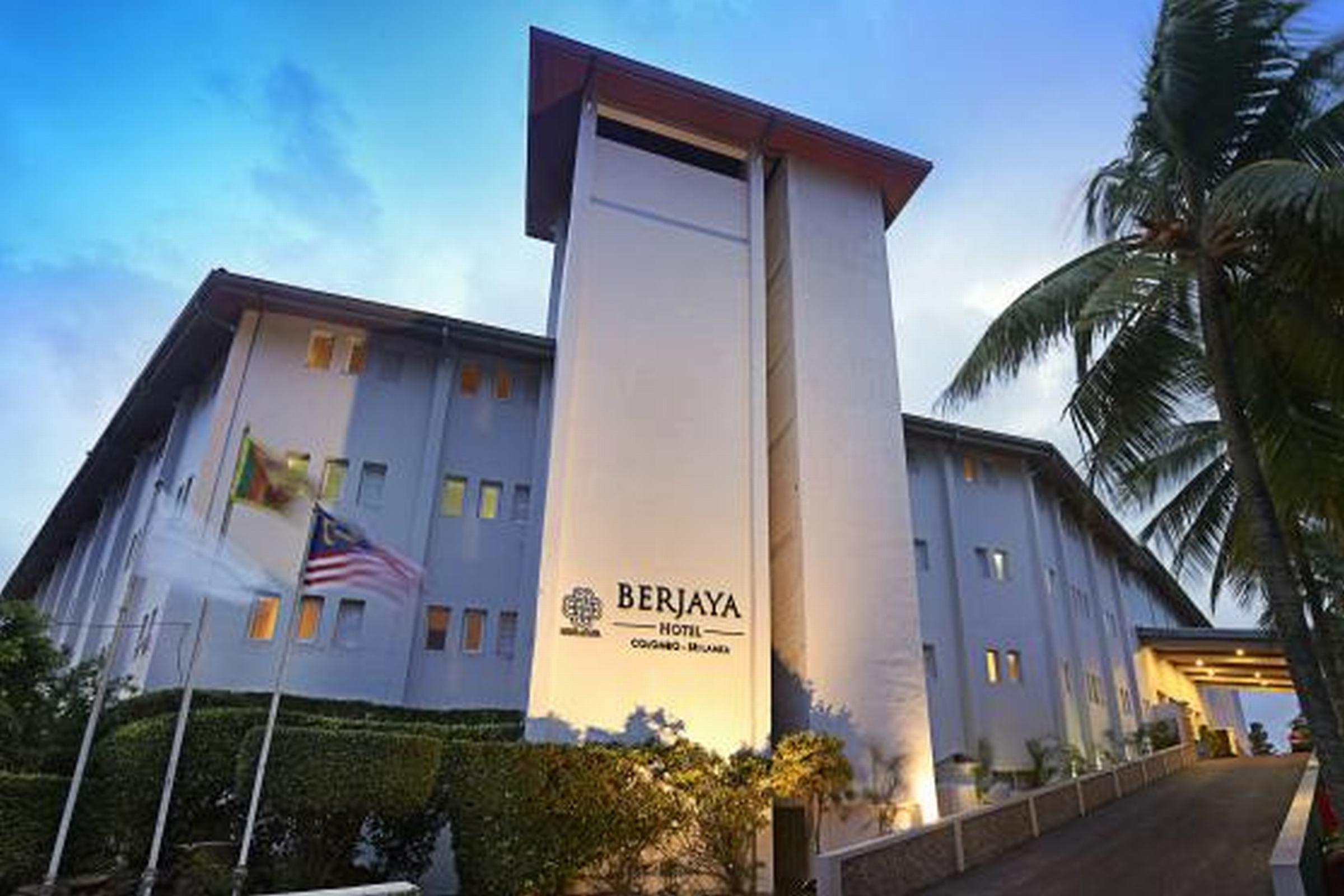 Berjaya Hotel Colombo Dehiwala-Mount Lavinia Dış mekan fotoğraf