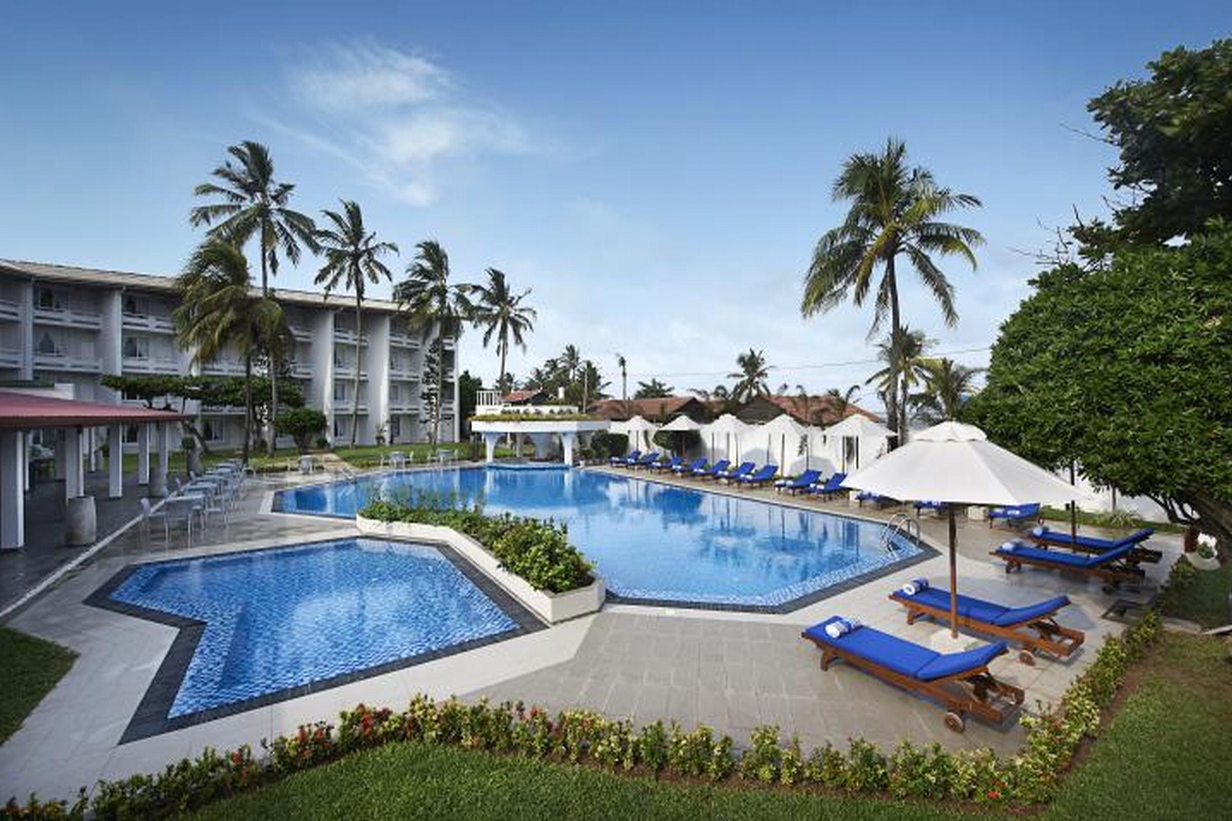 Berjaya Hotel Colombo Dehiwala-Mount Lavinia Dış mekan fotoğraf