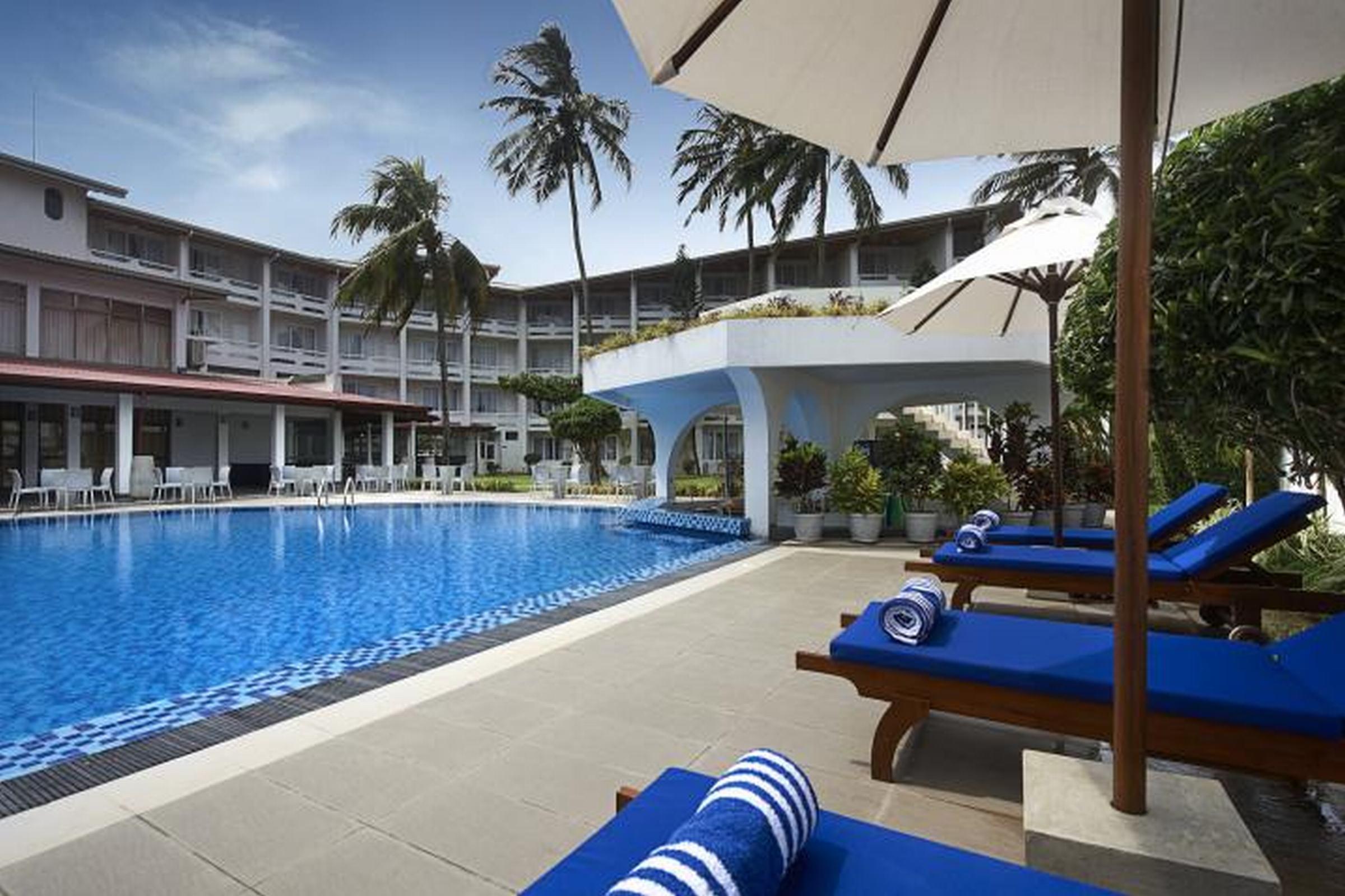 Berjaya Hotel Colombo Dehiwala-Mount Lavinia Dış mekan fotoğraf