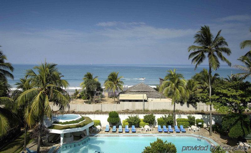 Berjaya Hotel Colombo Dehiwala-Mount Lavinia Dış mekan fotoğraf