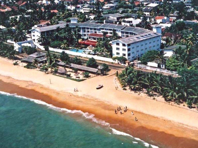 Berjaya Hotel Colombo Dehiwala-Mount Lavinia Dış mekan fotoğraf