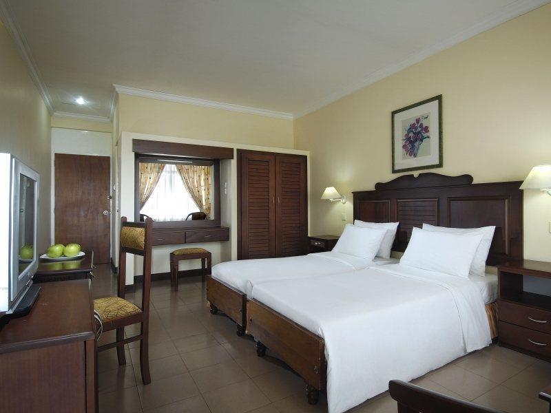 Berjaya Hotel Colombo Dehiwala-Mount Lavinia Dış mekan fotoğraf