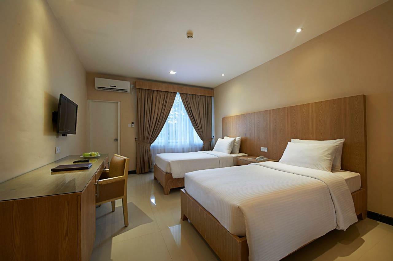 Berjaya Hotel Colombo Dehiwala-Mount Lavinia Dış mekan fotoğraf