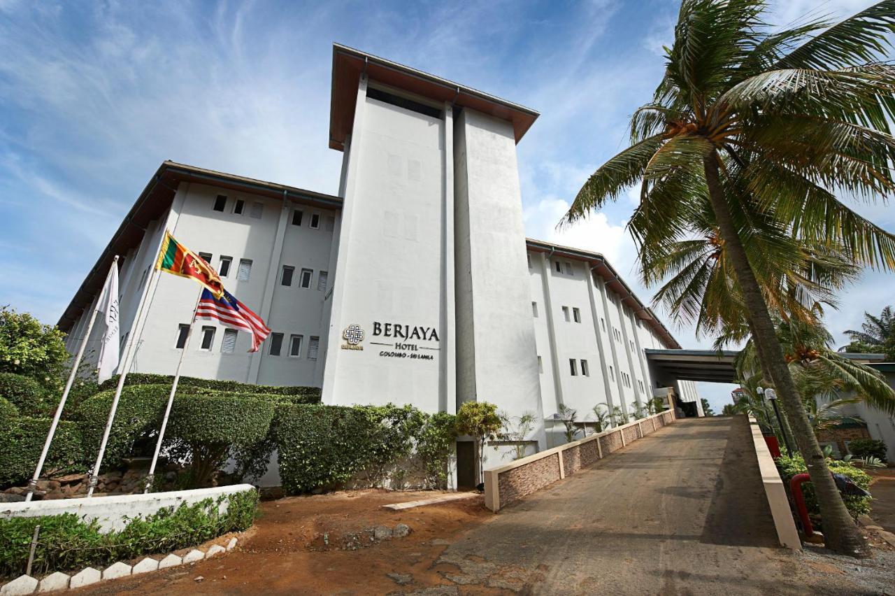 Berjaya Hotel Colombo Dehiwala-Mount Lavinia Dış mekan fotoğraf